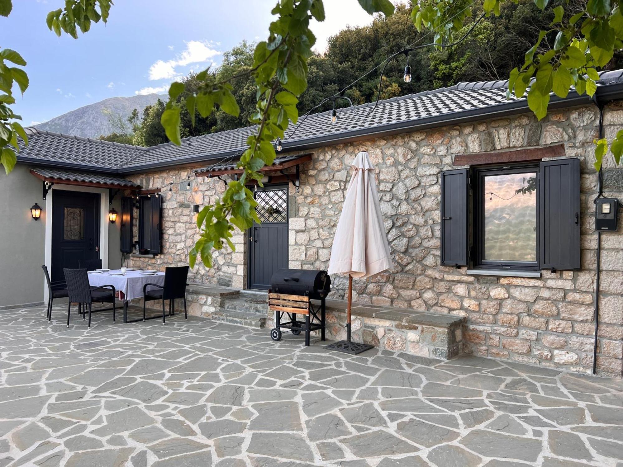 Tovouno Guest House Plaka  Екстериор снимка