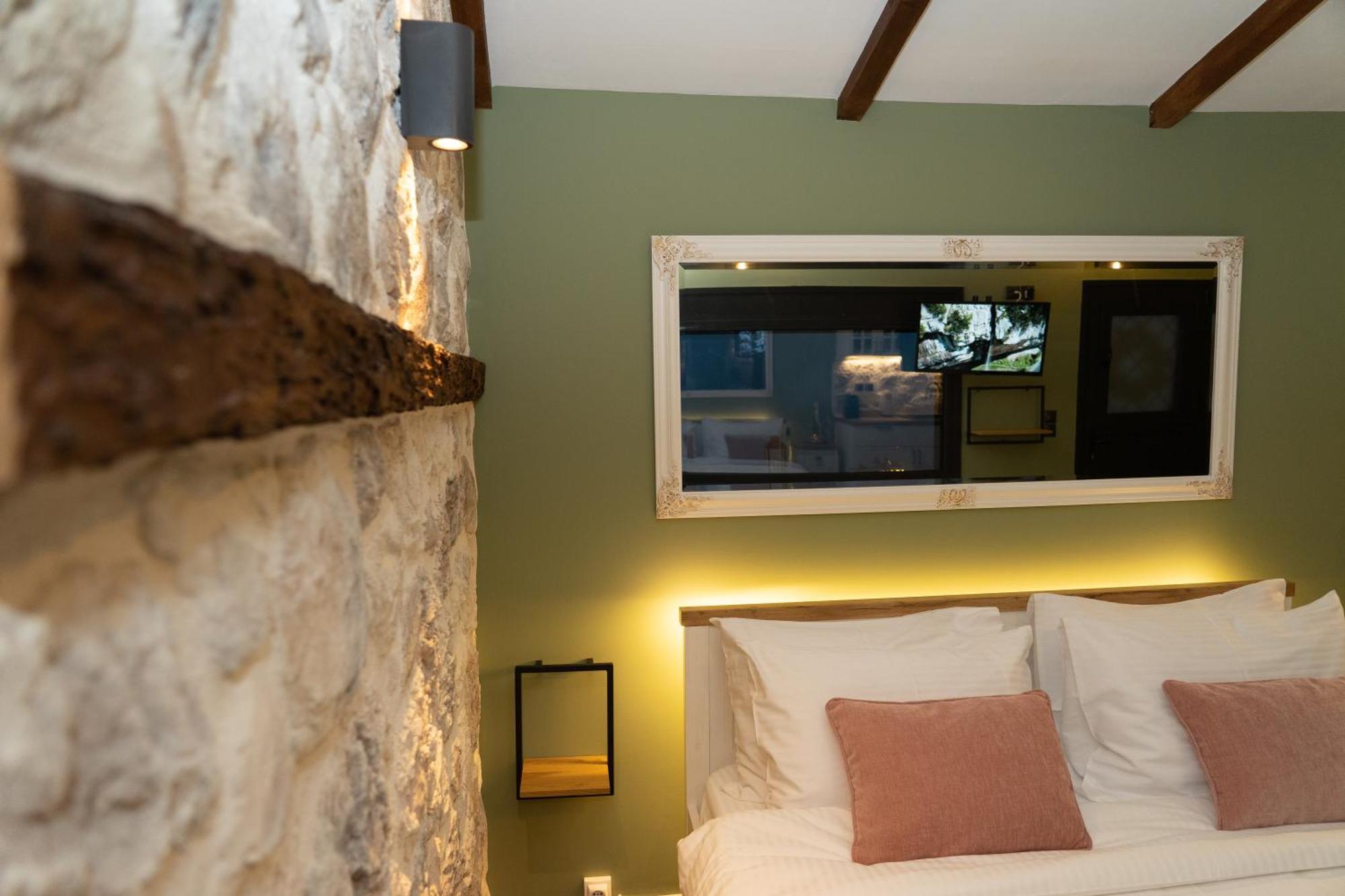 Tovouno Guest House Plaka  Екстериор снимка