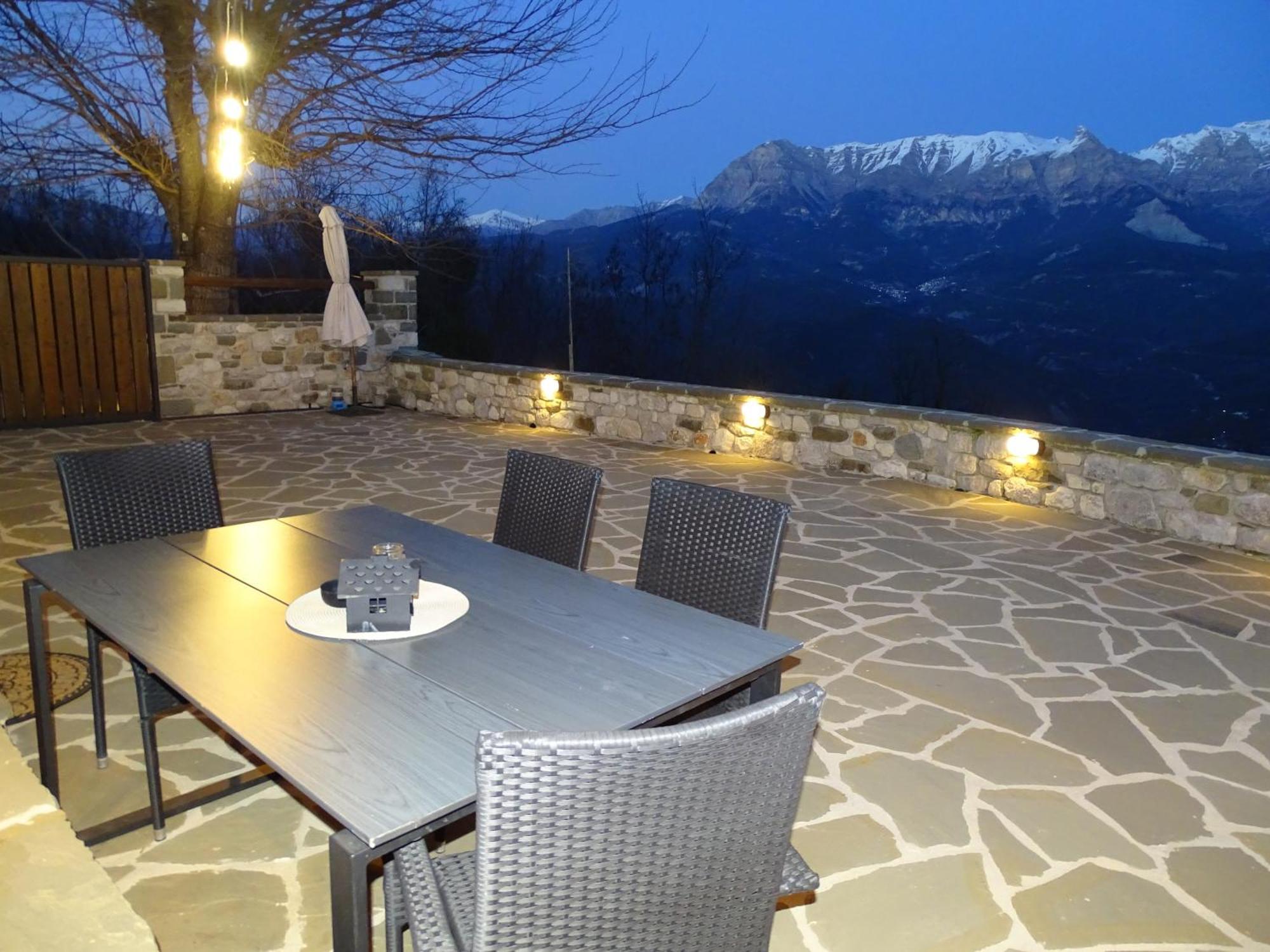 Tovouno Guest House Plaka  Екстериор снимка